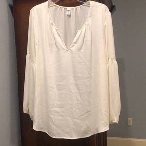 NEW IVORY OLD NAVY SILKY BLOUSE.  SIZE XL